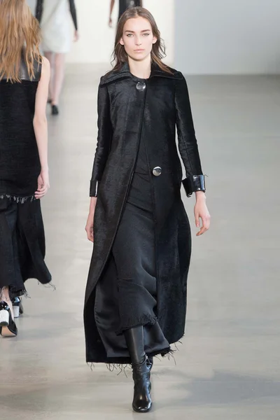 Look 33